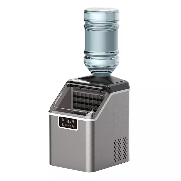セルフクリーニングキューブ製氷機